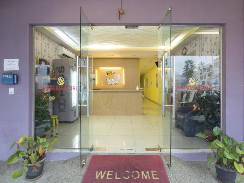 Hotel Zamburger Sri Petaling 2*