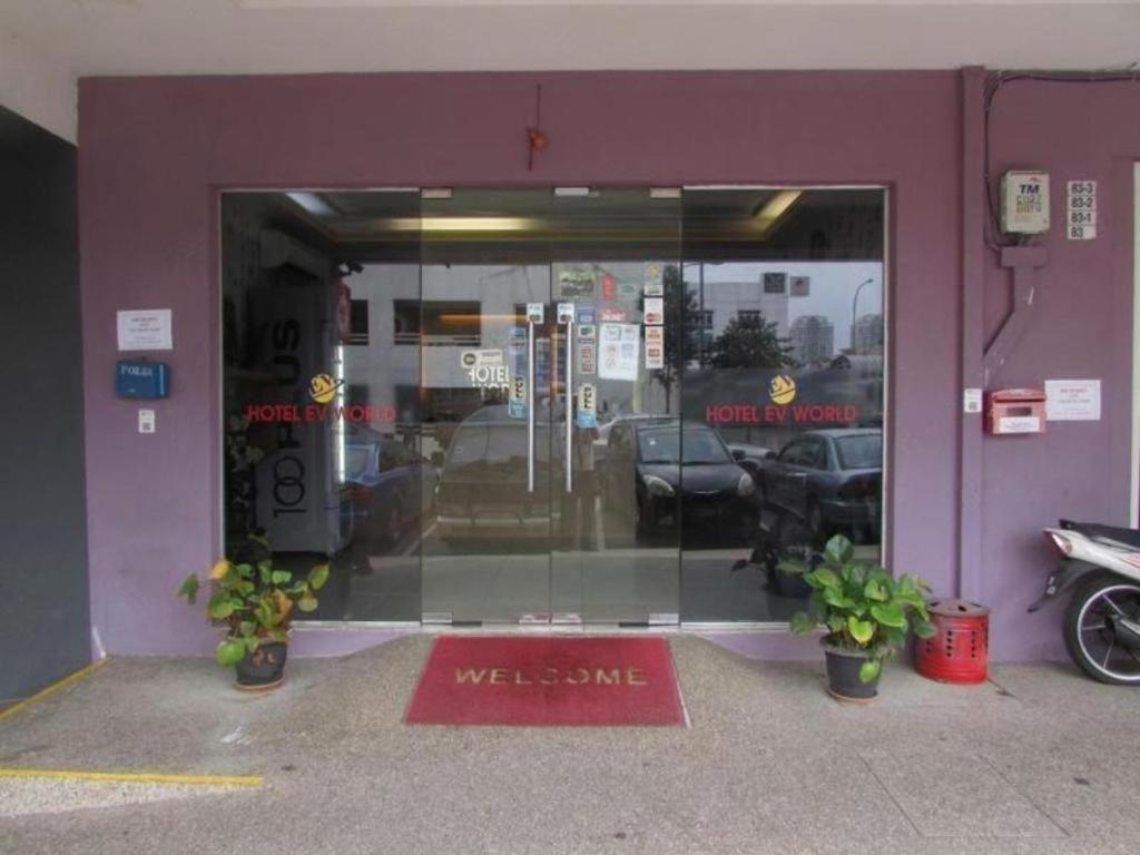 Hotel Zamburger Sri Petaling 2*