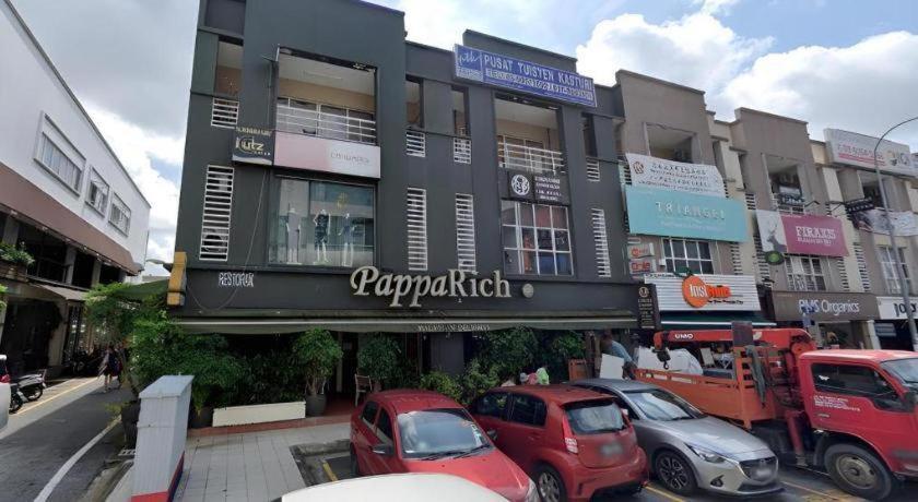 Zamburger Sri Petaling Hotel 2*