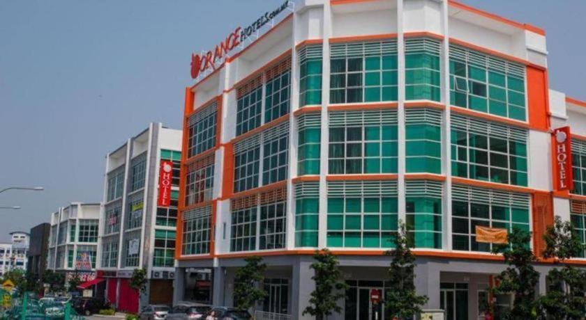 Hotel Zamburger Sri Petaling 2*